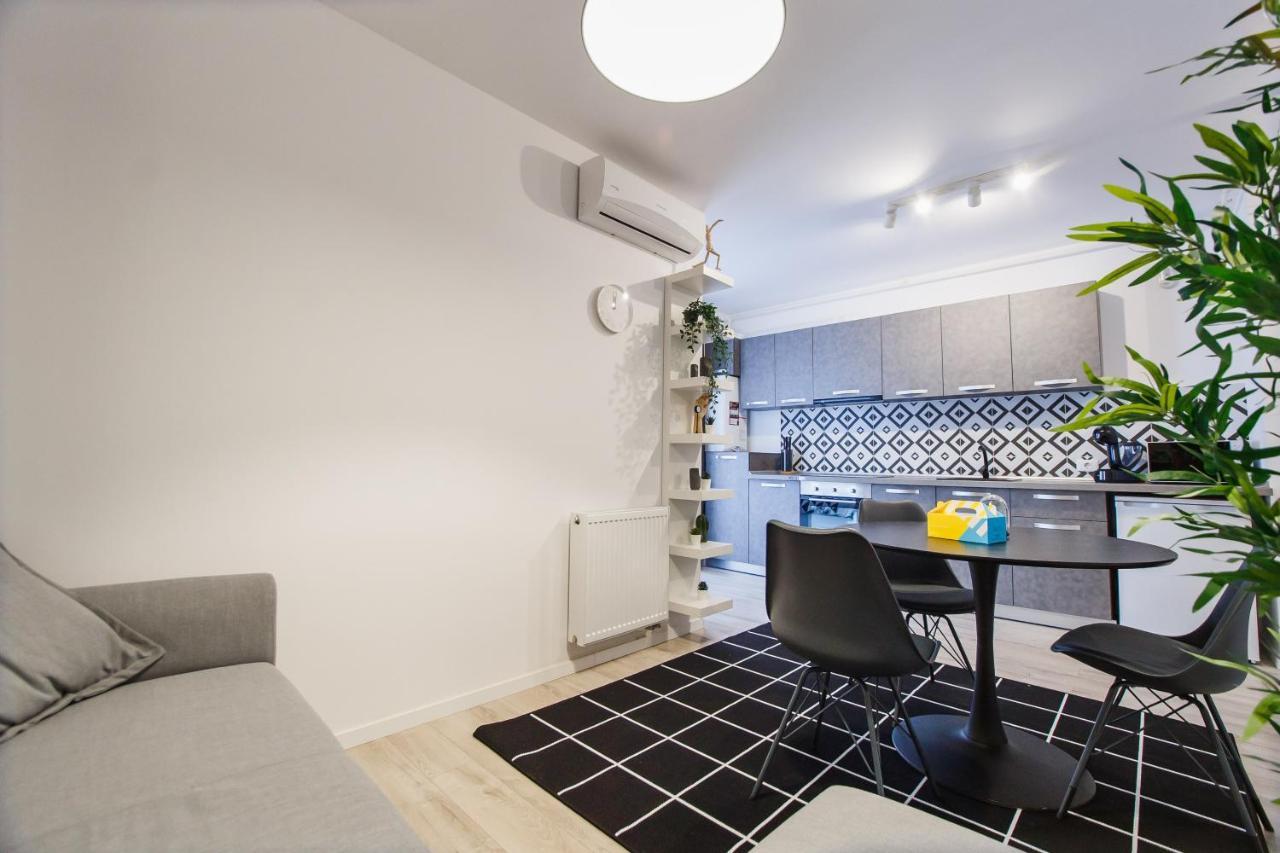 Trendy Apartment Near City Center Oradea Dış mekan fotoğraf