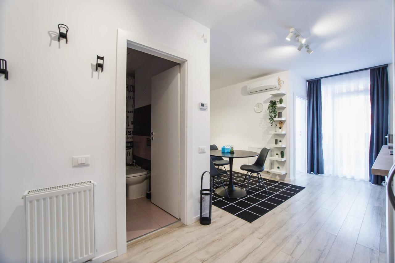 Trendy Apartment Near City Center Oradea Dış mekan fotoğraf