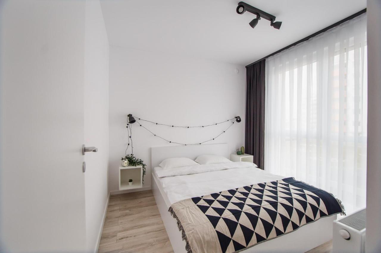 Trendy Apartment Near City Center Oradea Dış mekan fotoğraf
